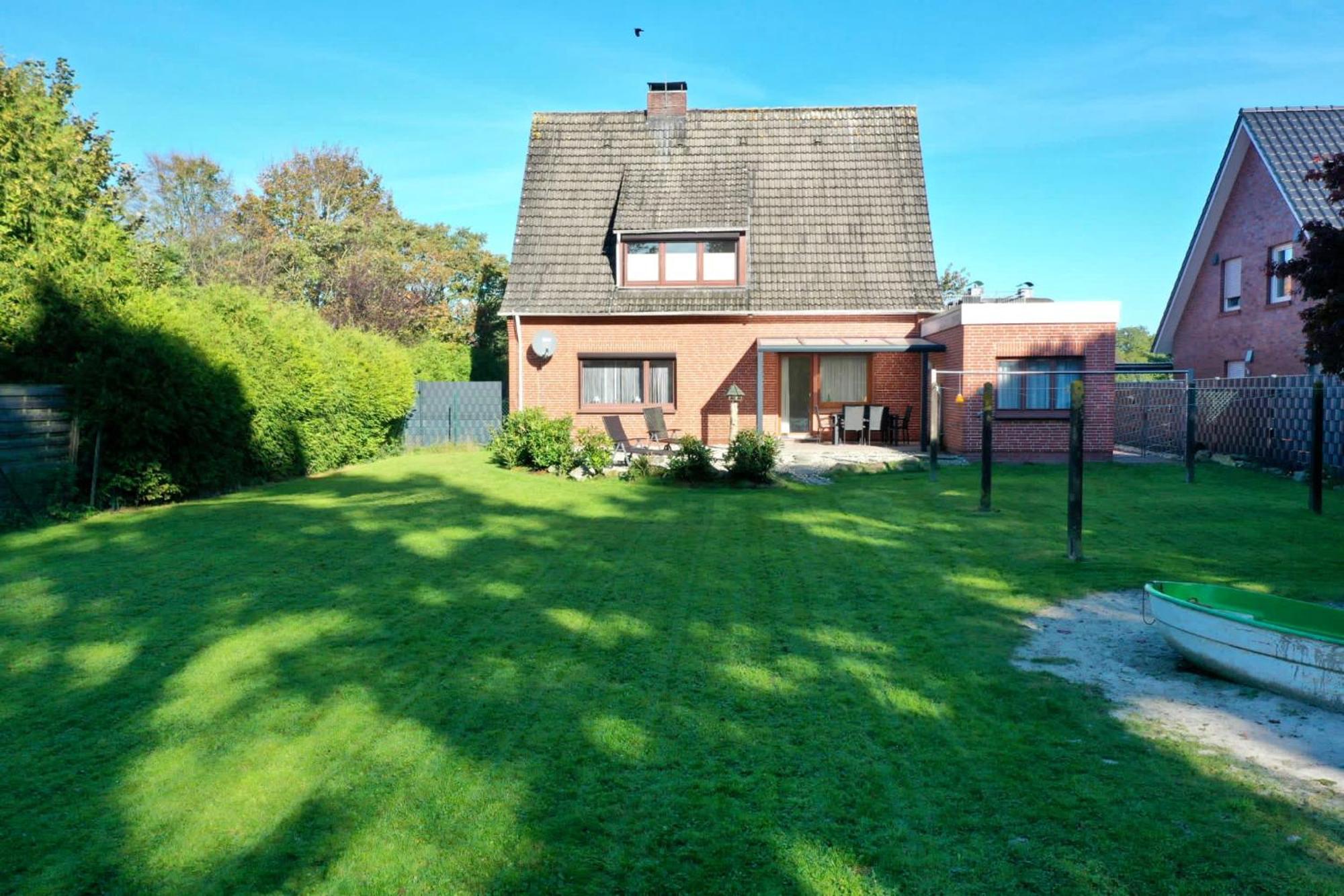 Ferienwohnung Im Erdgeschoss Mit Eingezaeunten Garten Und Terrasse Aurich Exterior photo